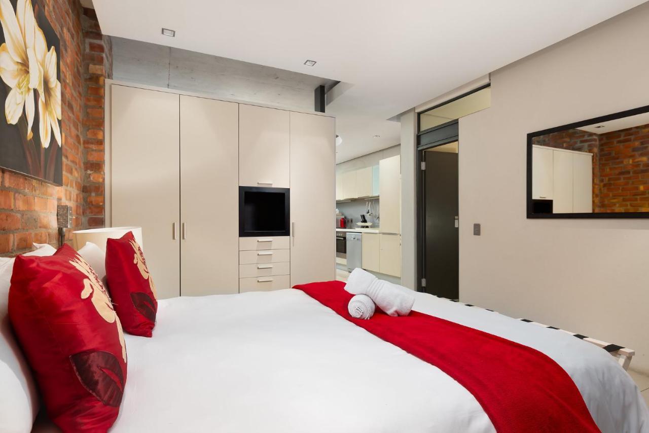 Metropolis Luxury Apartments Cape Town Exterior photo
