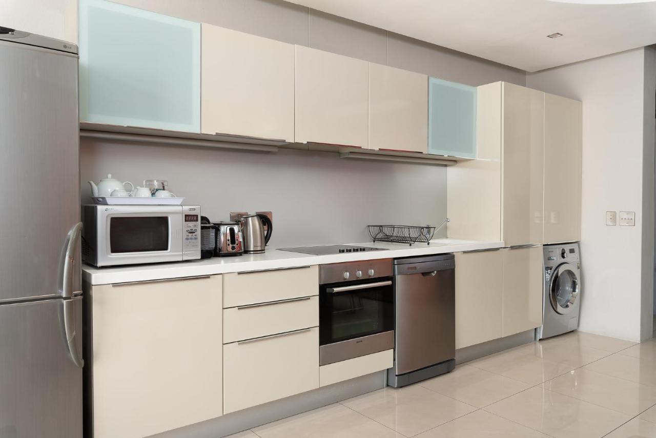 Metropolis Luxury Apartments Cape Town Exterior photo