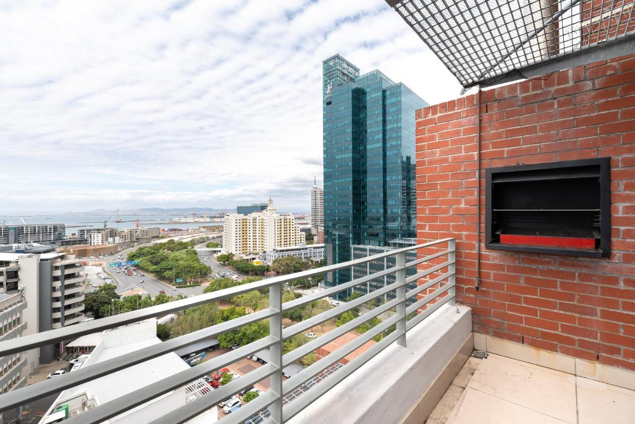 Metropolis Luxury Apartments Cape Town Exterior photo