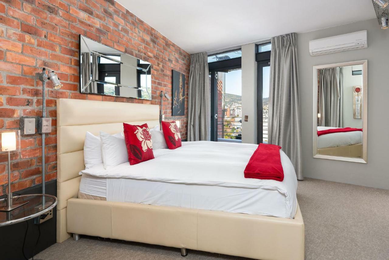 Metropolis Luxury Apartments Cape Town Exterior photo